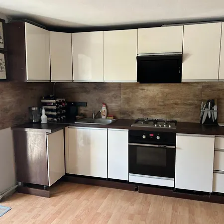 Dolna 64 Apartman *