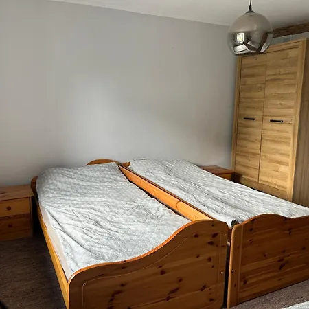 Dolna 64 Apartman *